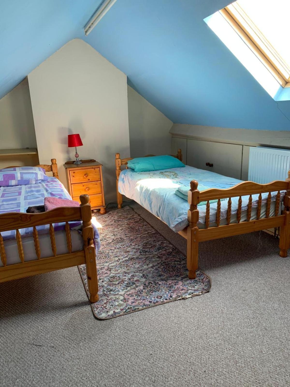 Room Only Guest Accommodation, Guest House Self Catering 뱅거 외부 사진